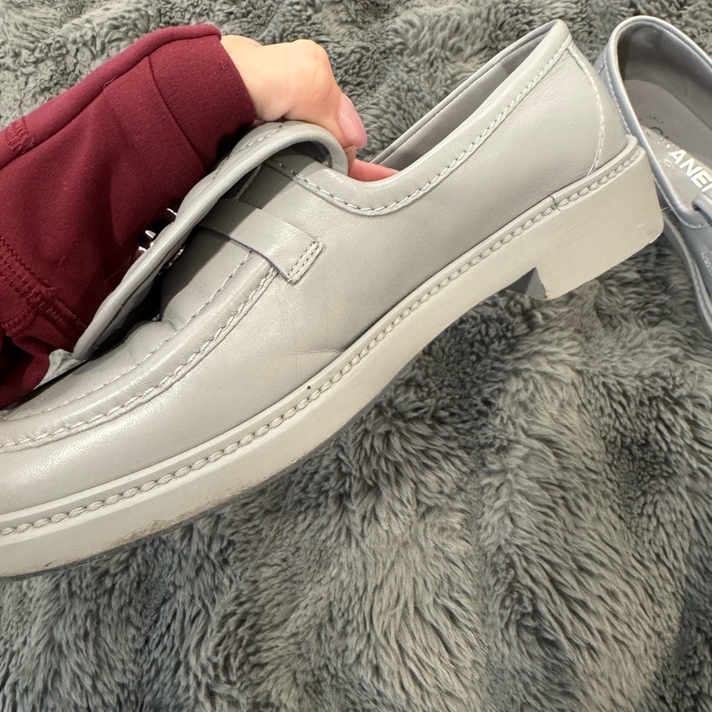 Chanel 21B Grey Quilted Flap Turnlock CC Logo Silver Mule Slip Flat Loafer 37.5 - Picture 5 of 12
